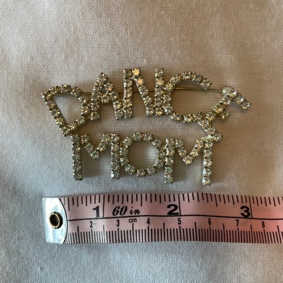 DANCE MOM" silver tone rhinestone pin/broach - Picture 2 of 3
